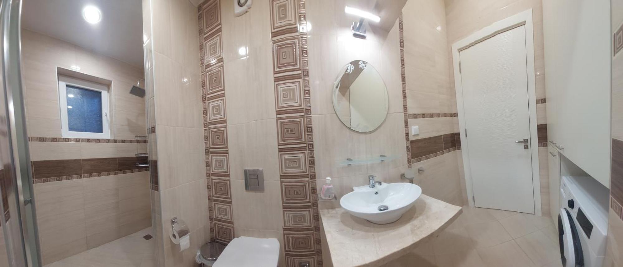 Апартамент Pink & Blue - 2Bdr With Balcony - Wi-Fi Varna Luaran gambar